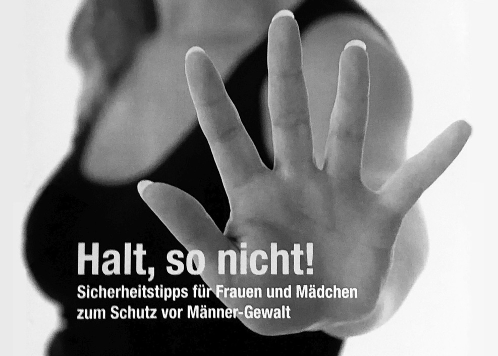 Titelbild mit abwehrender Hand