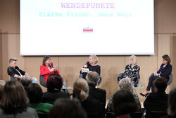 WENDEPUNKTE - Starke Frauen. Neue Wege. | 
Expertinnentalk anlässlich des Internationalen Frauentages 2020
